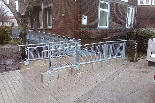 Brandschutz-Treppen und -Leitern