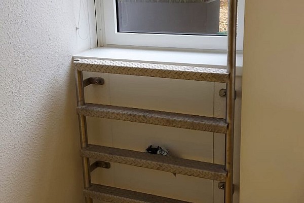 Brandschutz-Treppen und -Leitern
