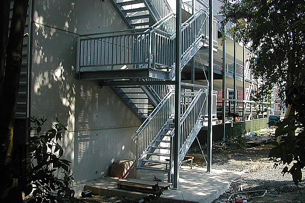 Brandschutz-Treppen und -Leitern