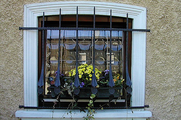 Fenster- und Türgitter