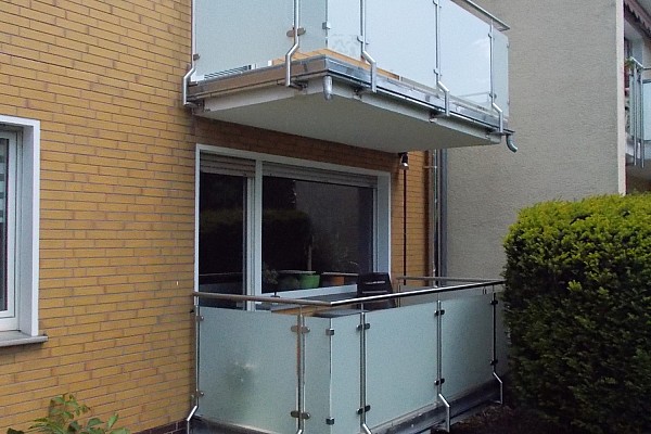 Geländer, Handläufe und Balkongeländer